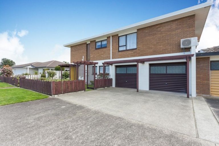 Photo of property in 48 Oceanbeach Road, Mount Maunganui, 3116