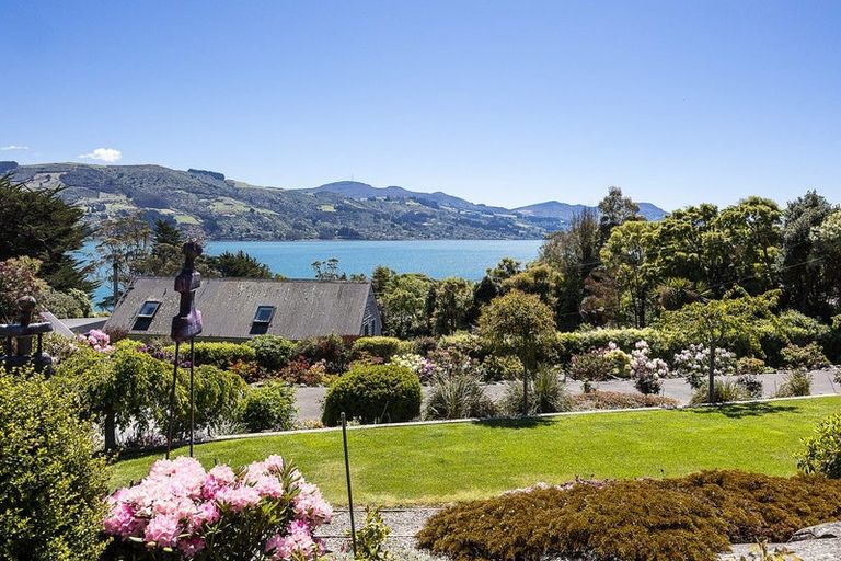 Photo of property in 28 Barling Street, Macandrew Bay, Dunedin, 9014