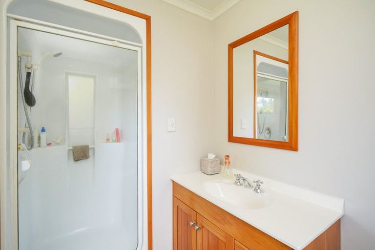 Photo of property in 24 Spence Avenue, Otatara, Invercargill, 9879