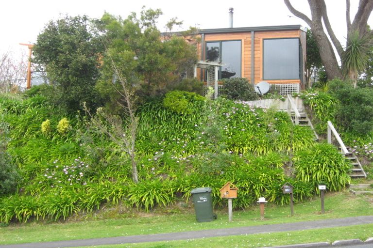 Photo of property in 11b Redwood Crescent, Hurdon, New Plymouth, 4310
