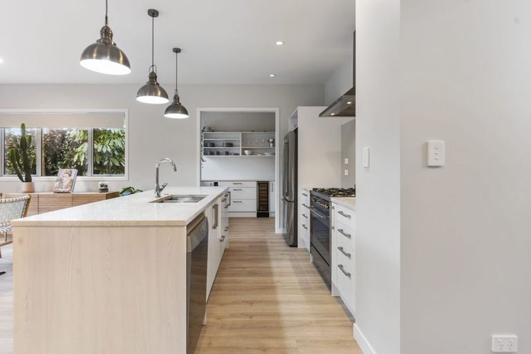 Photo of property in 284e Schnapper Rock Road, Schnapper Rock, Auckland, 0632