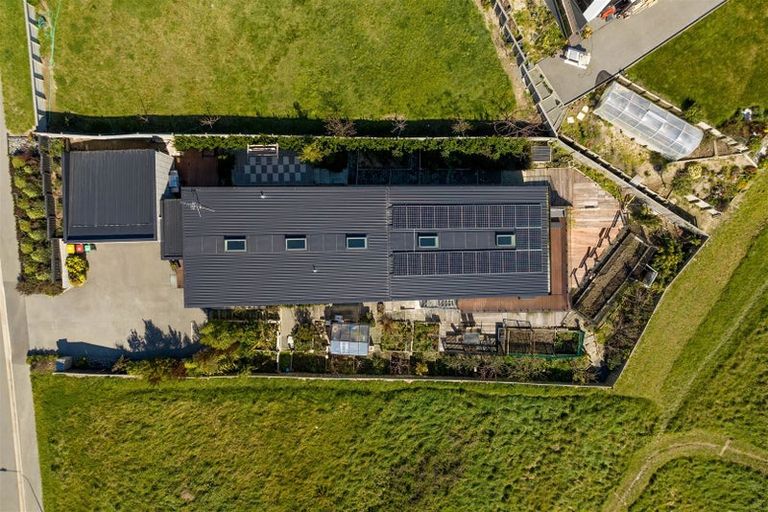 Photo of property in 3 Caldberg Close, Westmorland, Christchurch, 8025