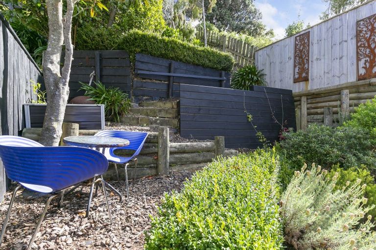 Photo of property in 17 Upper Bourke Street, Kilbirnie, Wellington, 6022