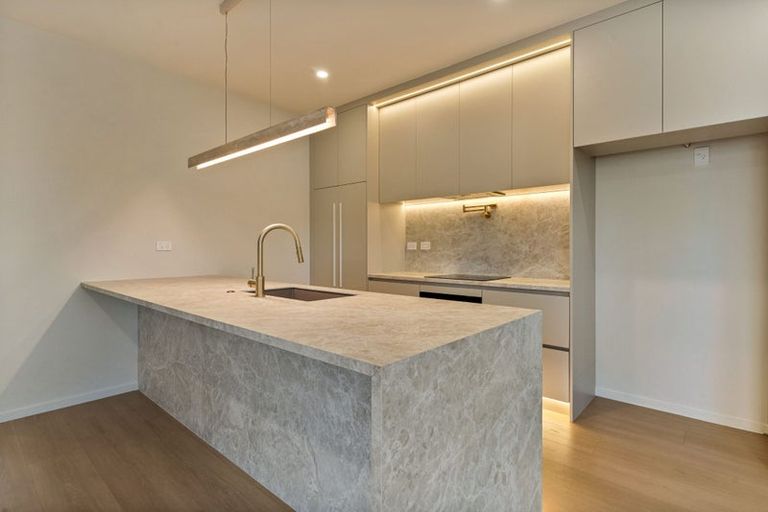 Photo of property in 318 Swanson Road, Henderson, Auckland, 0610