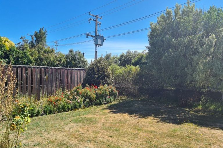 Photo of property in 13 Cambridge Road, Martinborough, 5711