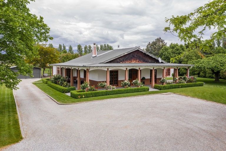 Photo of property in 458 Camp Hill Road, Hawea Flat, Wanaka, 9382