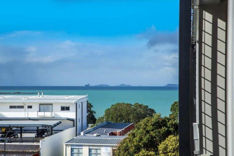 Photo of property in The Victor, 403/4 Bute Road, Browns Bay, Auckland, 0630