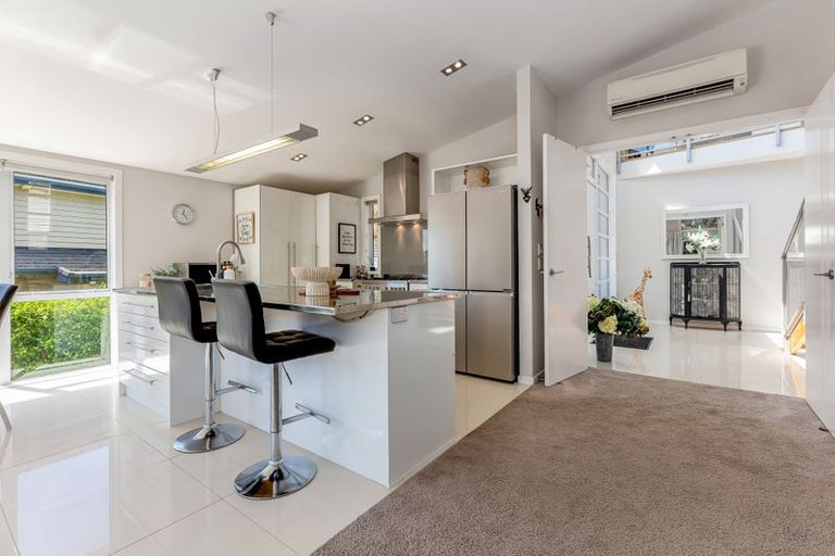 Photo of property in 4 Antipodes Lane, Whitby, Porirua, 5024