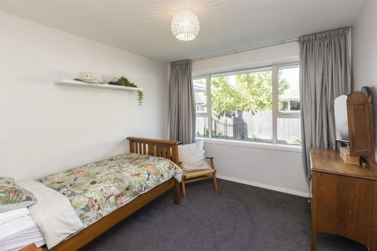 Photo of property in 60 Wingate Street, Redwood, Christchurch, 8051