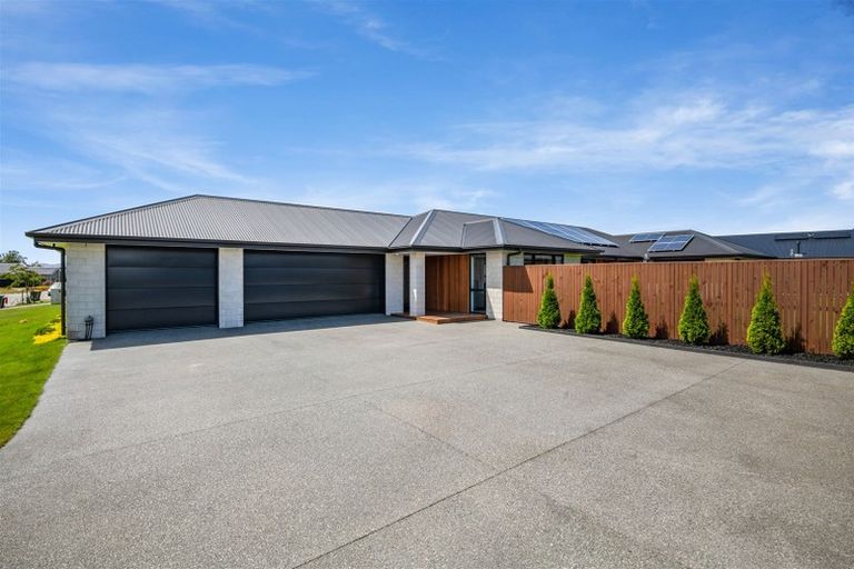 Photo of property in 6 Beak Street, Rolleston, 7615