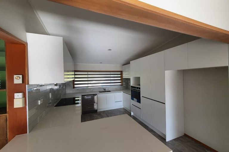 Photo of property in 645 Ponga Road, Opaheke, Papakura, 2584