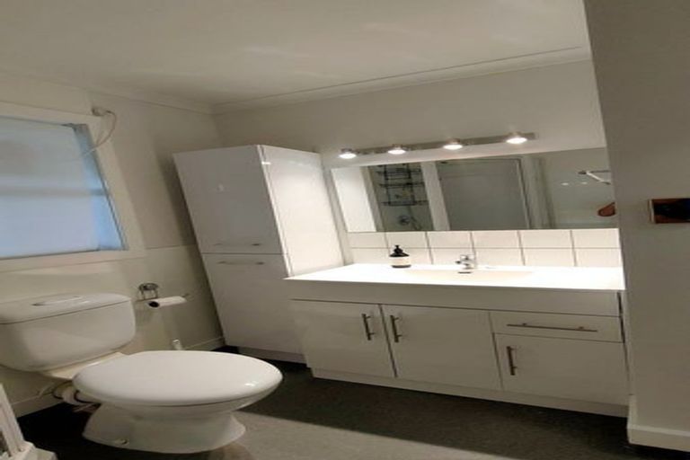 Photo of property in Aroha Apartments, 222ua The Terrace, Wellington Central, Wellington, 6011