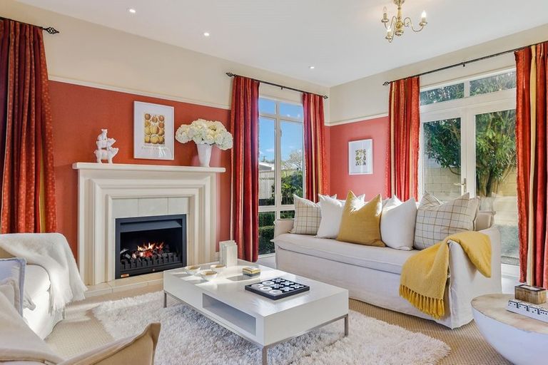 Photo of property in 34a Strowan Road, Strowan, Christchurch, 8052