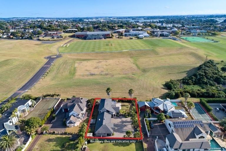 Photo of property in 17 Manor Park, Sunnyhills, Auckland, 2010