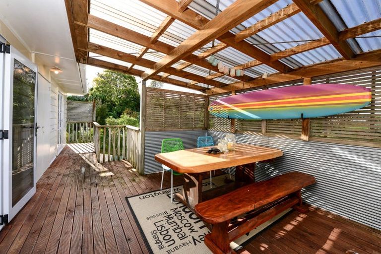 Photo of property in 2 Point Street, Raglan, 3225