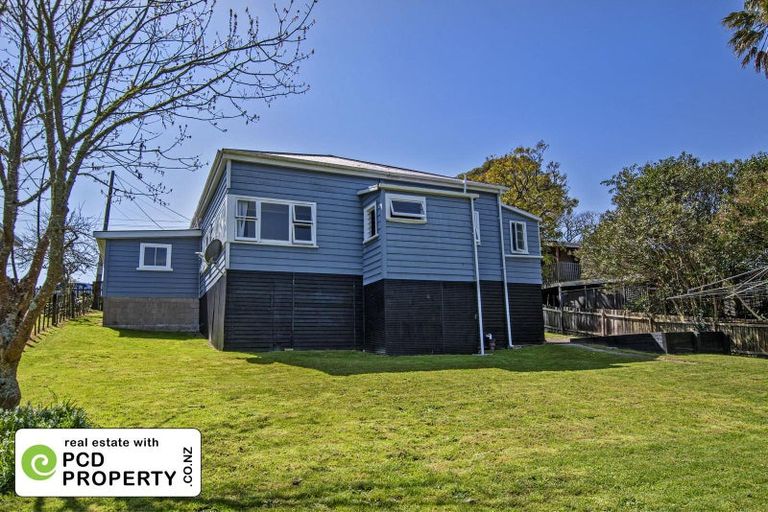 Photo of property in 25 View Road, Hikurangi, 0114