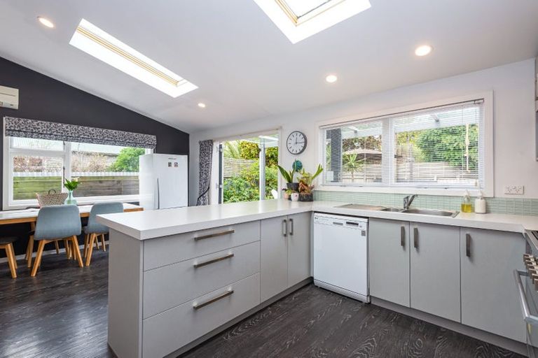 Photo of property in 84 Tennyson Street, Sydenham, Christchurch, 8023