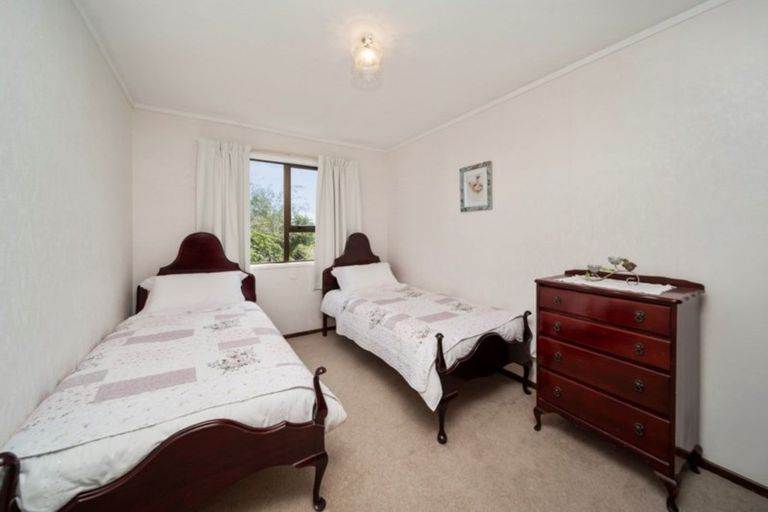 Photo of property in 311 Opunake Road, Cardiff, Stratford, 4391