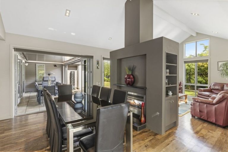 Photo of property in 373 Fergusson Drive, Heretaunga, Upper Hutt, 5018