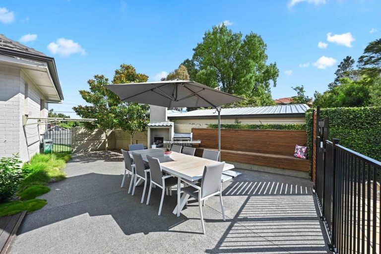 Photo of property in 31 Beerescourt Road, Beerescourt, Hamilton, 3200