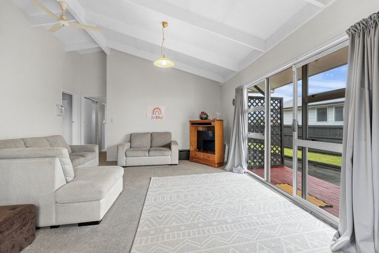 Photo of property in 219 Parklands Avenue, Bell Block, New Plymouth, 4312