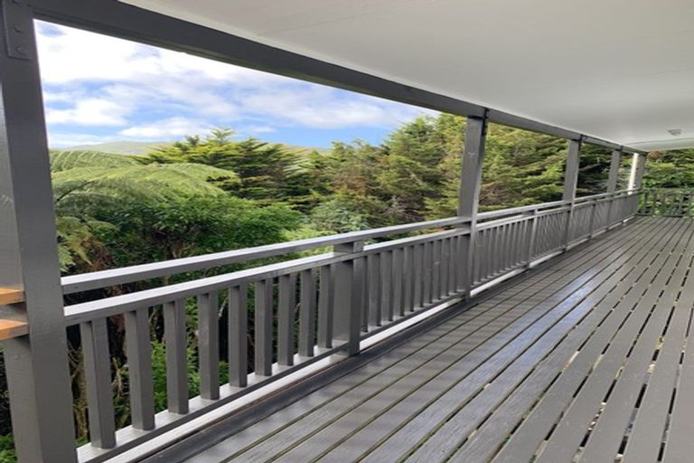 Photo of property in 91 Percy Dyett Drive, Karori, Wellington, 6012