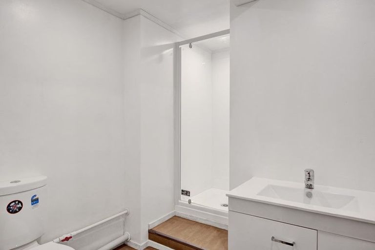 Photo of property in 237 Omata Road, Spotswood, New Plymouth, 4310