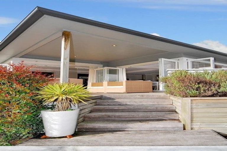 Photo of property in 68 Whitehaven Road, Glendowie, Auckland, 1071