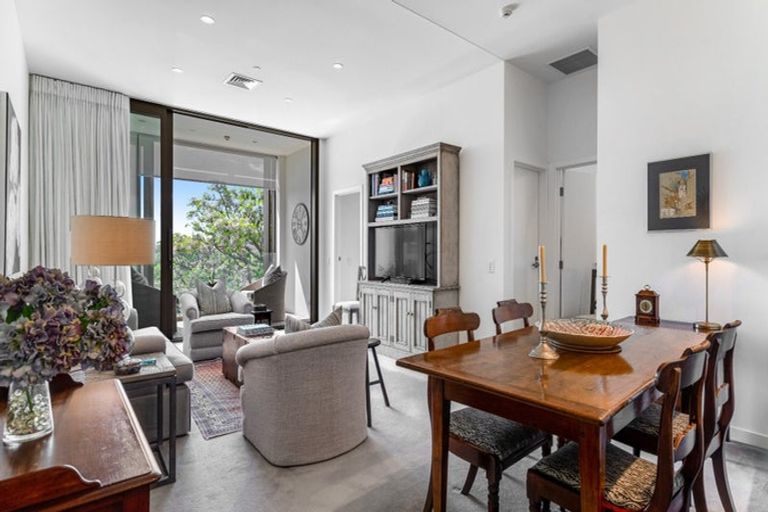 Photo of property in 202/12 Saint Marks Road, Remuera, Auckland, 1050
