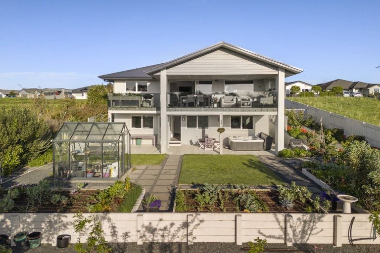 Photo of property in 177 Penetaka Heights, Pyes Pa, Tauranga, 3112