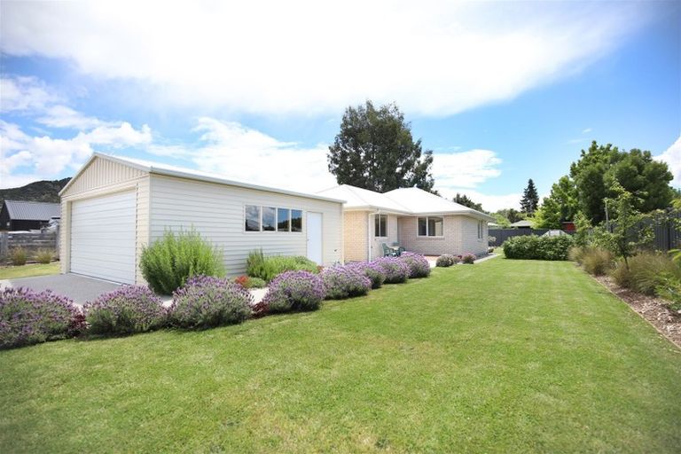 Photo of property in 3 Hebbard Court, Albert Town, Wanaka, 9305