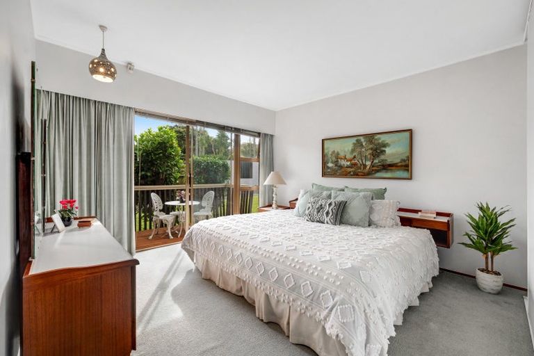 Photo of property in 16 Tercel Place, Sunnyhills, Auckland, 2010