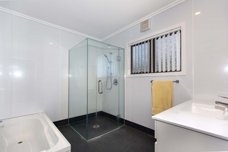 Photo of property in 28 Farmer Street, Te Aroha, 3320