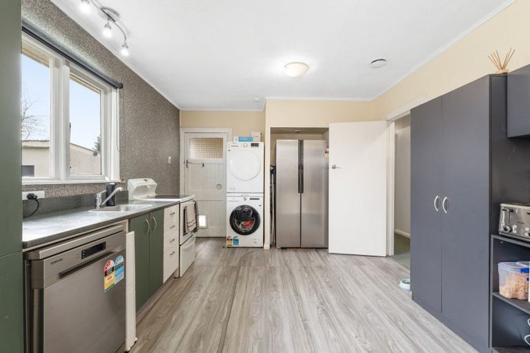 Photo of property in 64 Bush Road, Mosgiel, 9024