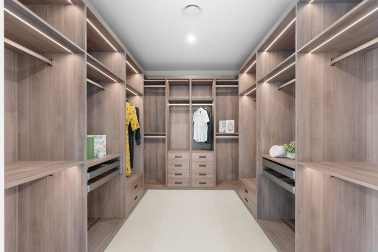 Photo of property in 10 Ferbane Way, Halswell, Christchurch, 8025