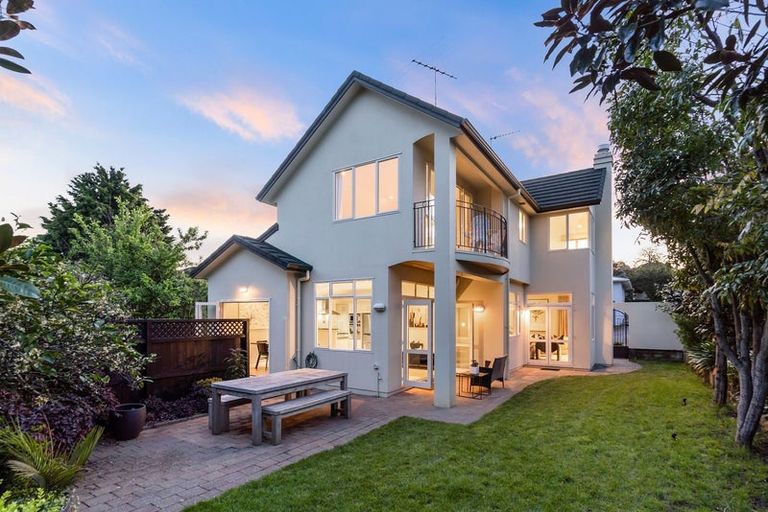 Photo of property in 11a Wheturangi Road, Greenlane, Auckland, 1051
