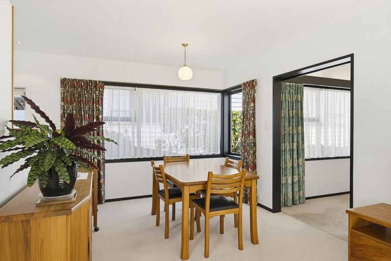 Photo of property in 68a Rama Crescent, Khandallah, Wellington, 6035