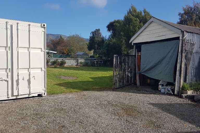 Photo of property in 15 Coronation Street, Waimate, 7924
