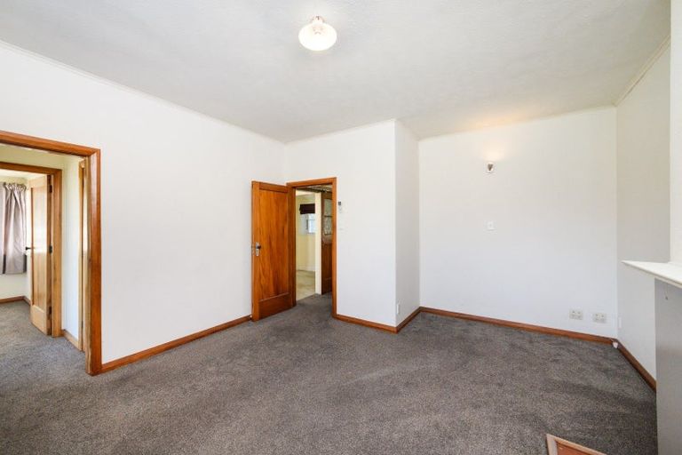 Photo of property in 248 College Street, West End, Palmerston North, 4412
