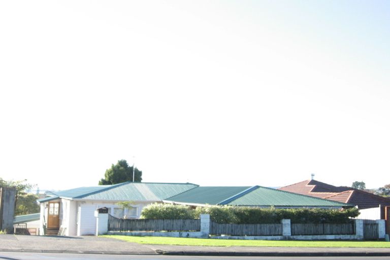 Photo of property in 59 Bleakhouse Road, Howick, Auckland, 2014