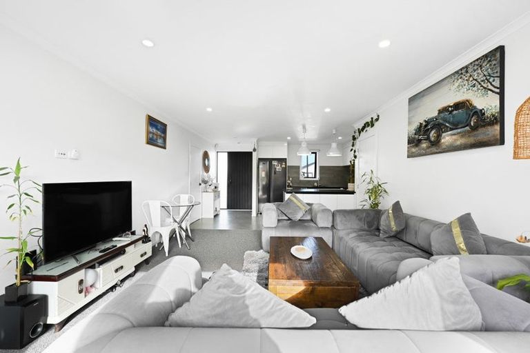 Photo of property in 49 Te Tiireke Drive, Glenview, Hamilton, 3206