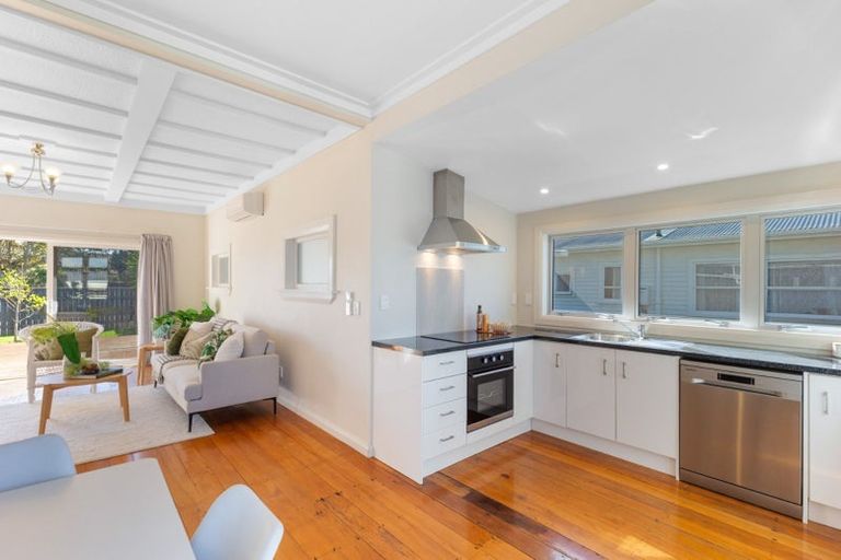 Photo of property in 36 Salisbury Street, Levin, 5510