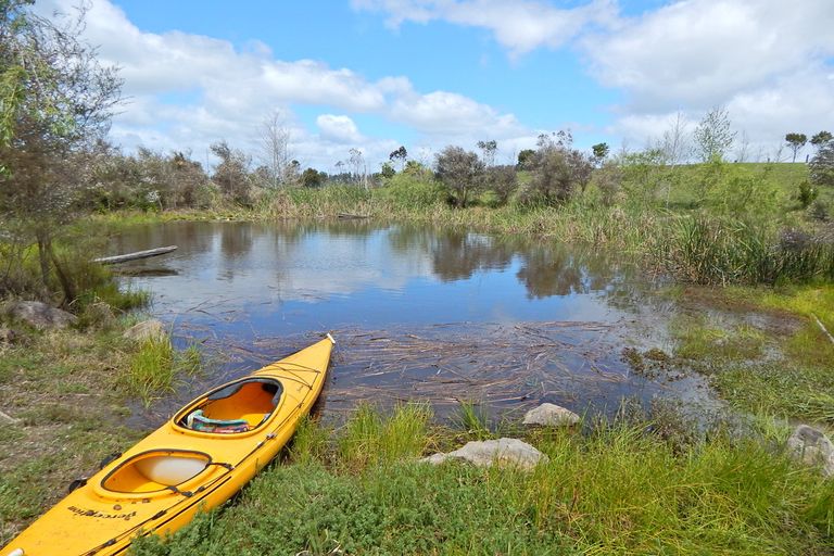 Photo of property in 424b Waimate North Road, Kerikeri, 0293