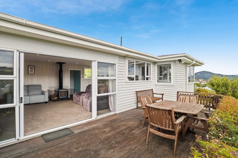 Photo of property in 9 Tomkins Street, Green Island, Dunedin, 9018