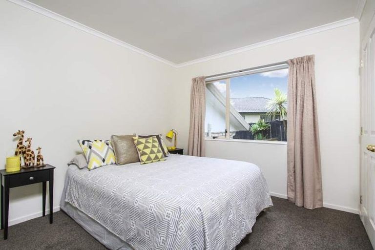 Photo of property in 5 Parkridge Way, Henderson, Auckland, 0612