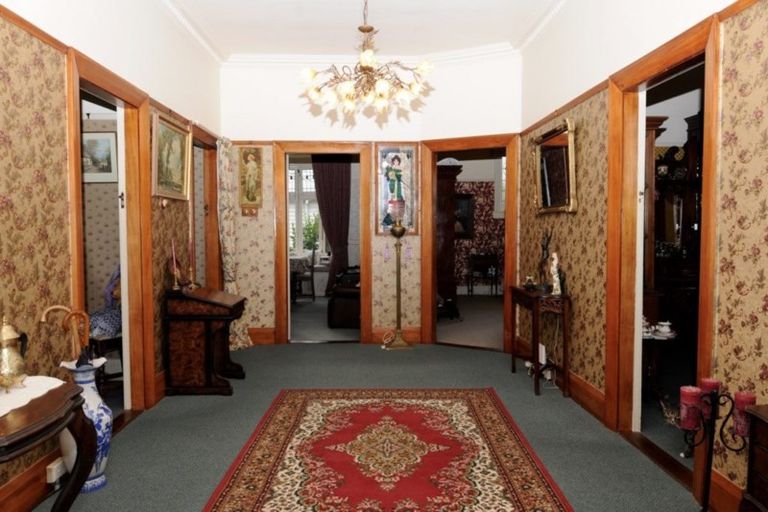 Photo of property in 1 Parsonage Road, Waimate, 7924