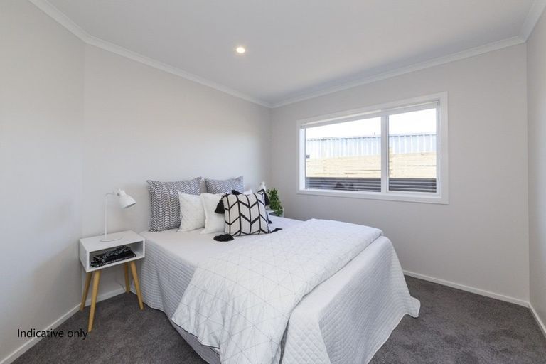 Photo of property in 8b Shetland Place, Westbrook, Palmerston North, 4412