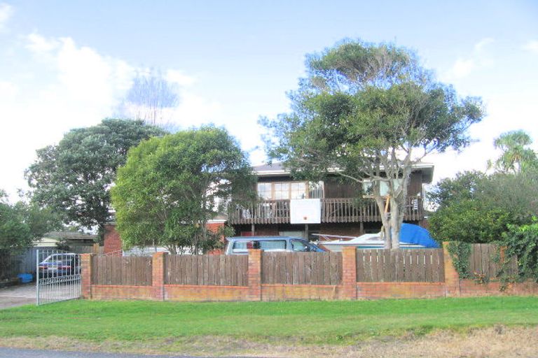 Photo of property in 4 Ealing Crescent, Beachlands, Auckland, 2018