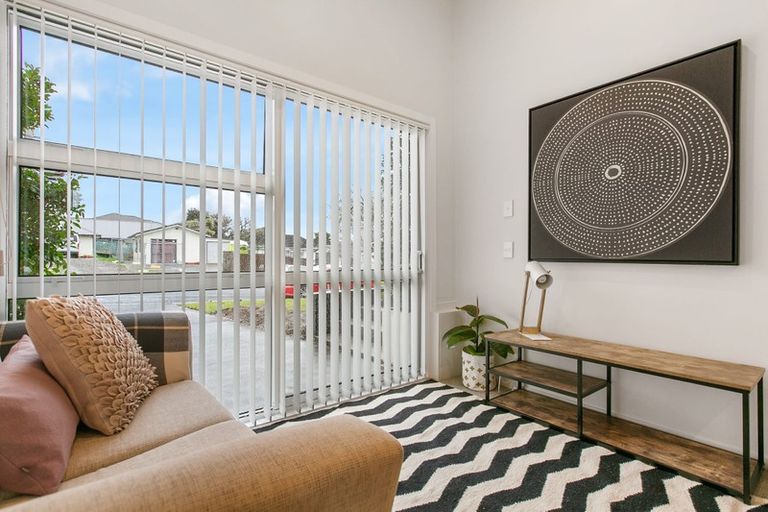 Photo of property in 1b Bowater Place, Manurewa, Auckland, 2102