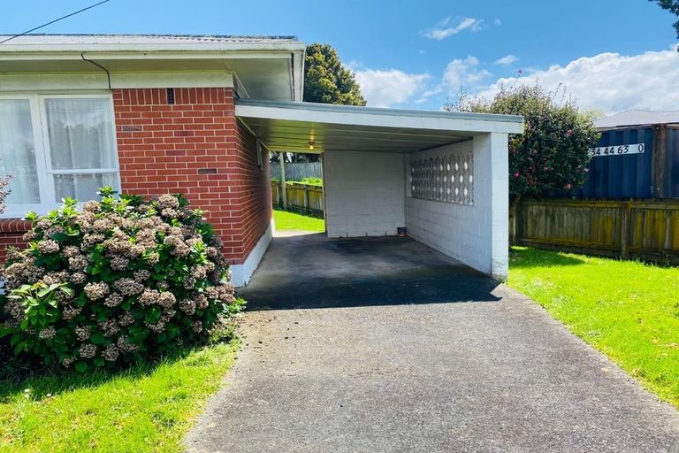 Photo of property in 9a Kirton Crescent, Manurewa, Auckland, 2102